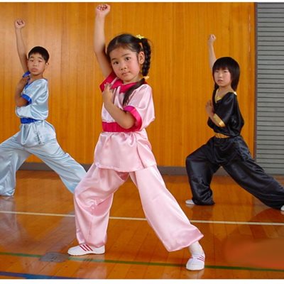 左から 小茂田和希君 美咲起ちゃん 松井恒太君