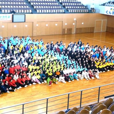 11月23日「群馬県太極拳協会・交流大会」 皆で記念撮影。