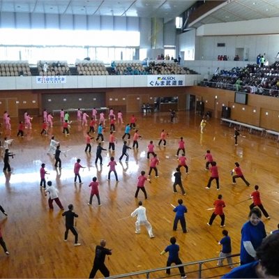 「第21回群馬県太極拳協会交流大会」 午後はみんな自分のやりたい拳式を表演。