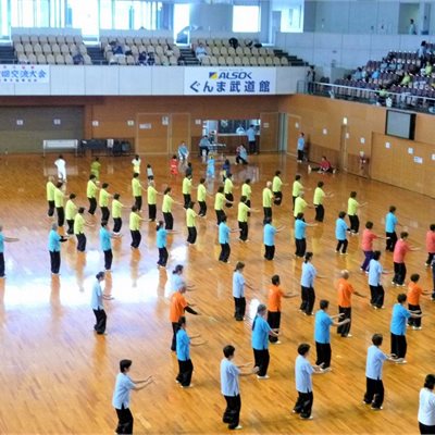 小さい写真ですが・・どこにいるか探してみてくださいね!