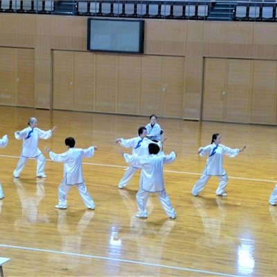 ぐんまねんりんピック太極拳大会 初出場の「安中市武術太極拳連盟」の皆さんです
