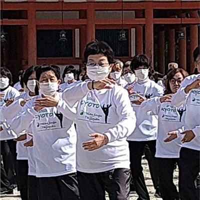 2022年年末の「平安神宮奉納太極拳」に神奈川県在住 E さんが参加されました。